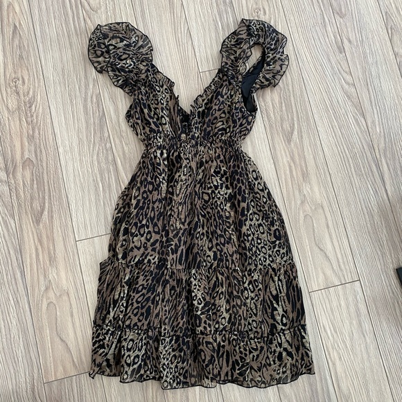 Lipsy Dresses & Skirts - Lipsy Feel Amazing Dress